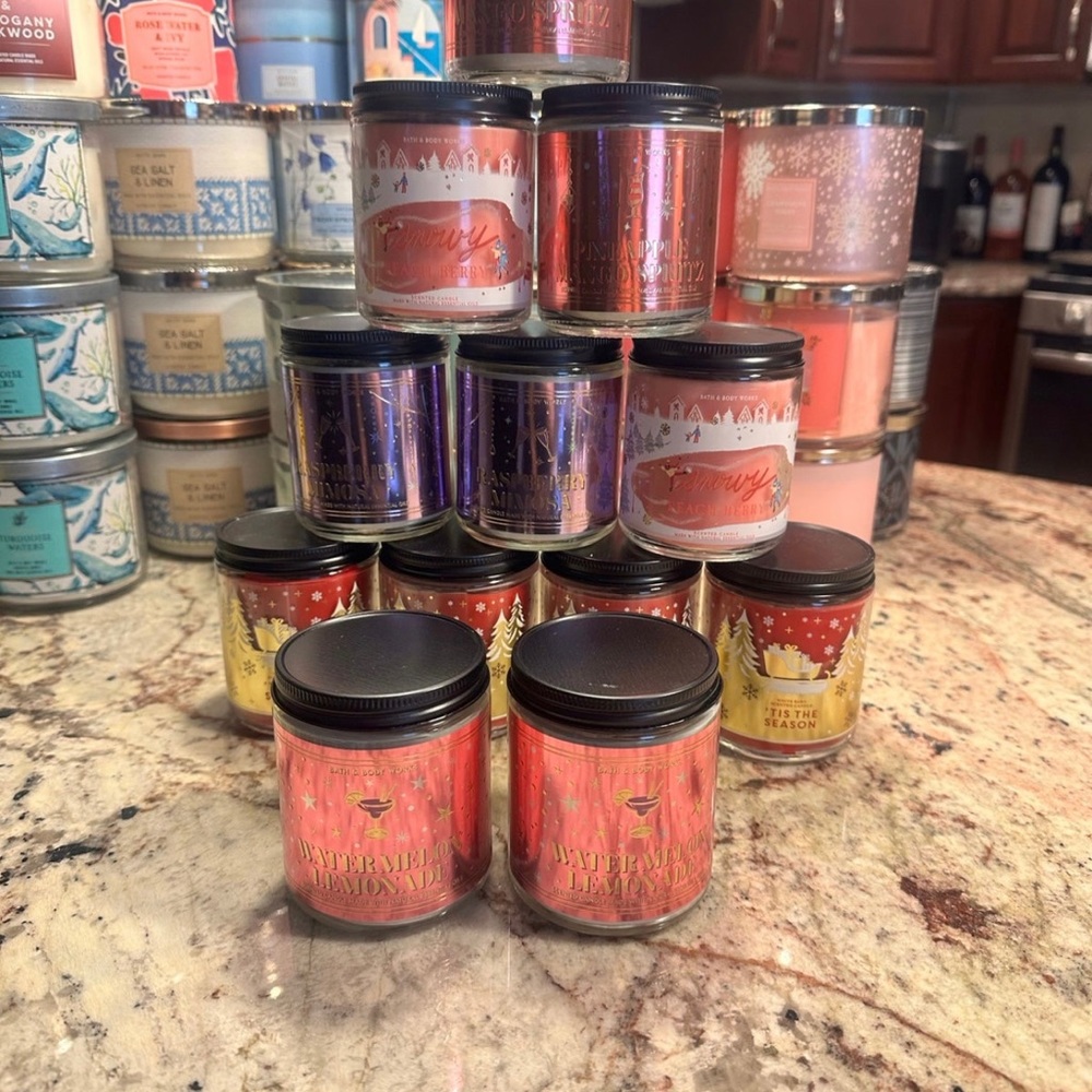 (ONE) Bath and Body Works candle- 1x WATERMELON LEMONADE 7oz SCENTED CANDLE NEW!